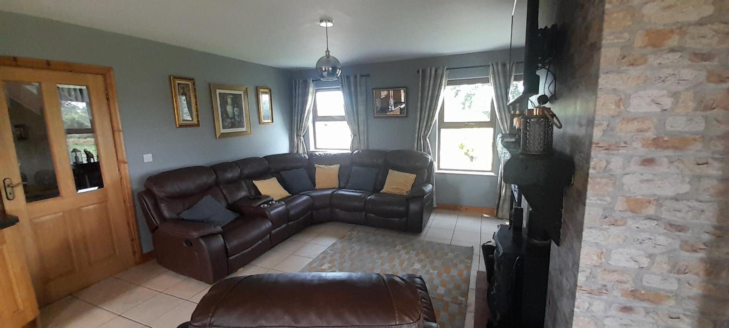 Oaktree Manor - BBQ, games rooms and pet friendly