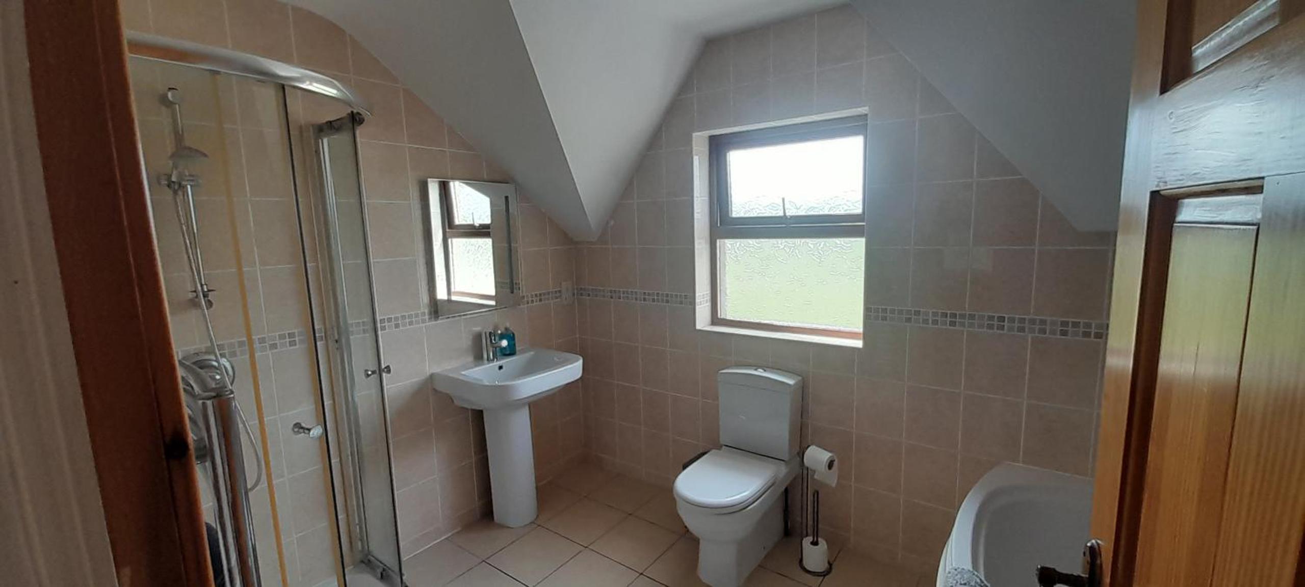 Oaktree Manor - BBQ, games rooms and pet friendly