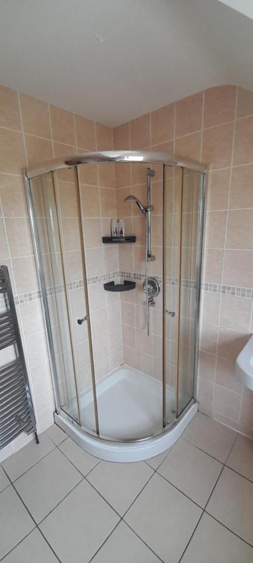 Oaktree Manor - BBQ, games rooms and pet friendly
