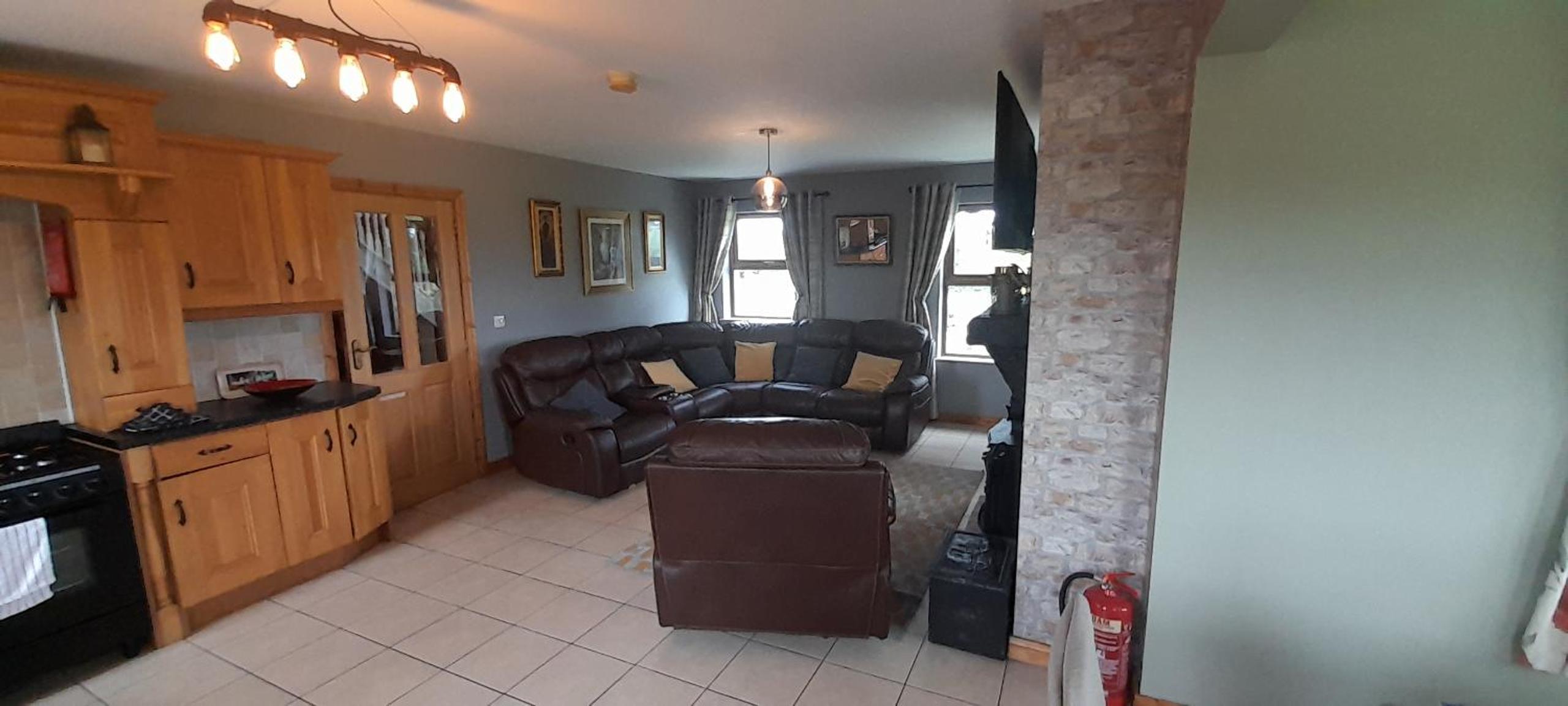 Oaktree Manor - BBQ, games rooms and pet friendly