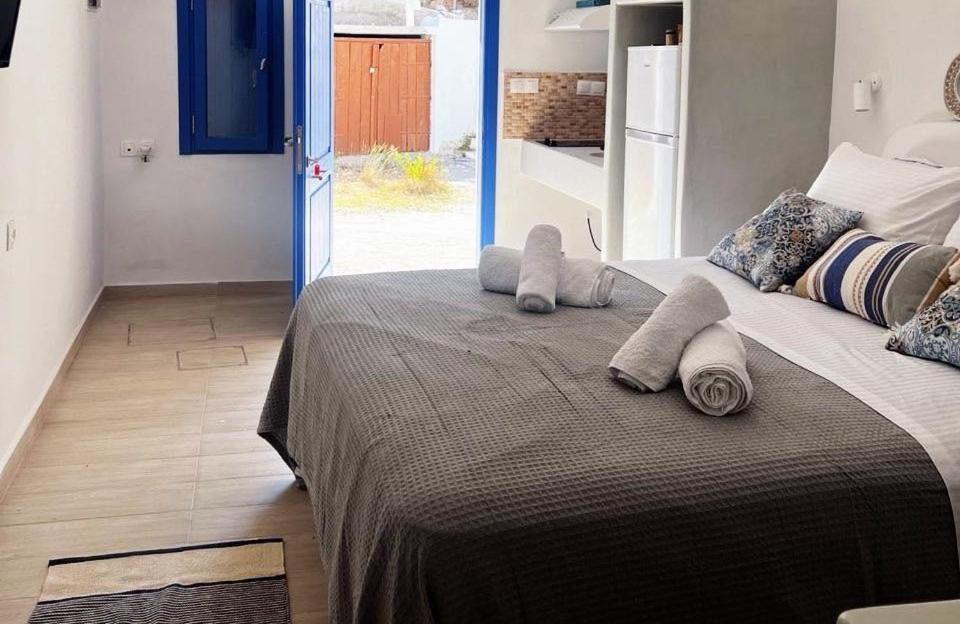 Kimolos Seafront photo 4