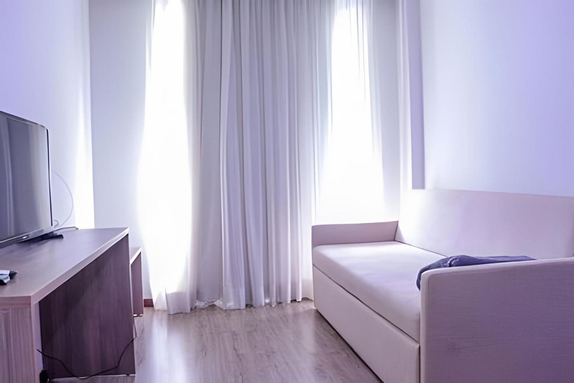 FLAT VPM - Cozinha, Varanda, Ar Cond, Estacionamento, Cama Queen, Vista Incrível, 400mb Wi-fi, TV Smart, Serviços de Streaming, Ducha Forte, Próximo a Barr