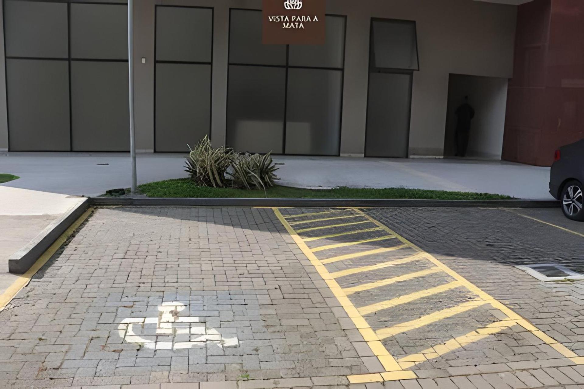 FLAT VPM - Cozinha, Varanda, Ar Cond, Estacionamento, Cama Queen, Vista Incrível, 400mb Wi-fi, TV Smart, Serviços de Streaming, Ducha Forte, Próximo a Barr