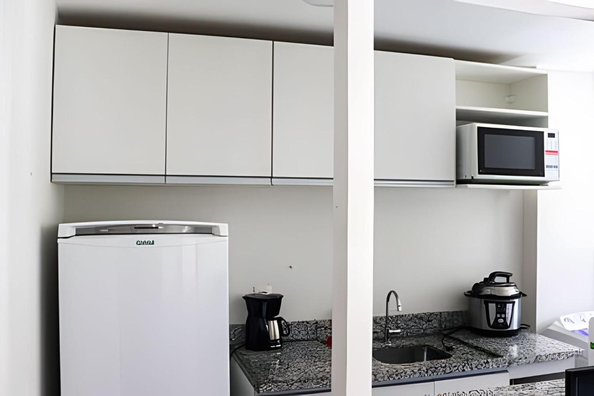 FLAT VPM - Cozinha, Varanda, Ar Cond, Estacionamento, Cama Queen, Vista Incrível, 400mb Wi-fi, TV Smart, Serviços de Streaming, Ducha Forte, Próximo a Barr