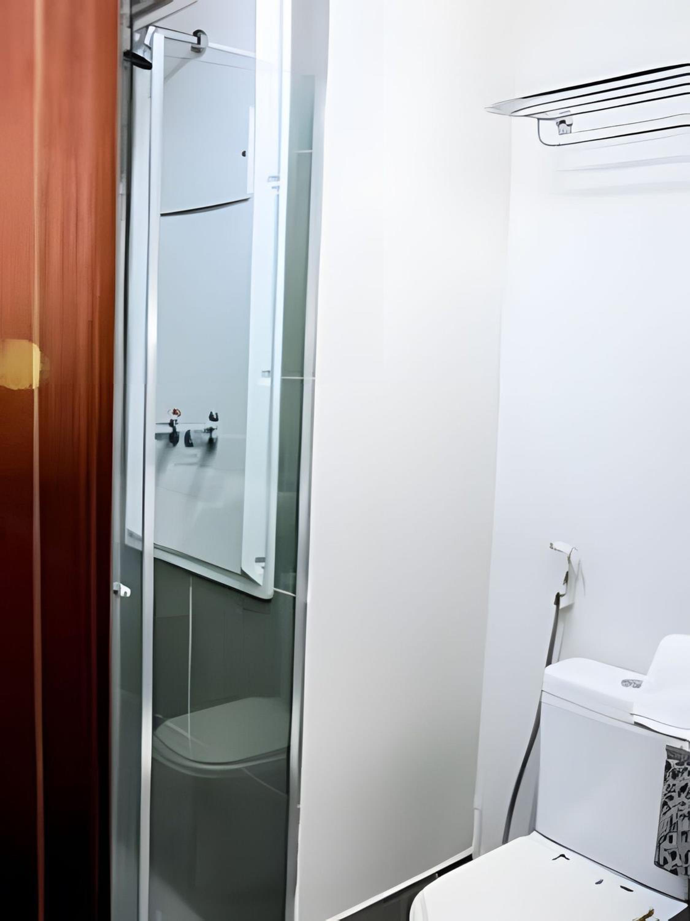 FLAT VPM - Cozinha, Varanda, Ar Cond, Estacionamento, Cama Queen, Vista Incrível, 400mb Wi-fi, TV Smart, Serviços de Streaming, Ducha Forte, Próximo a Barr