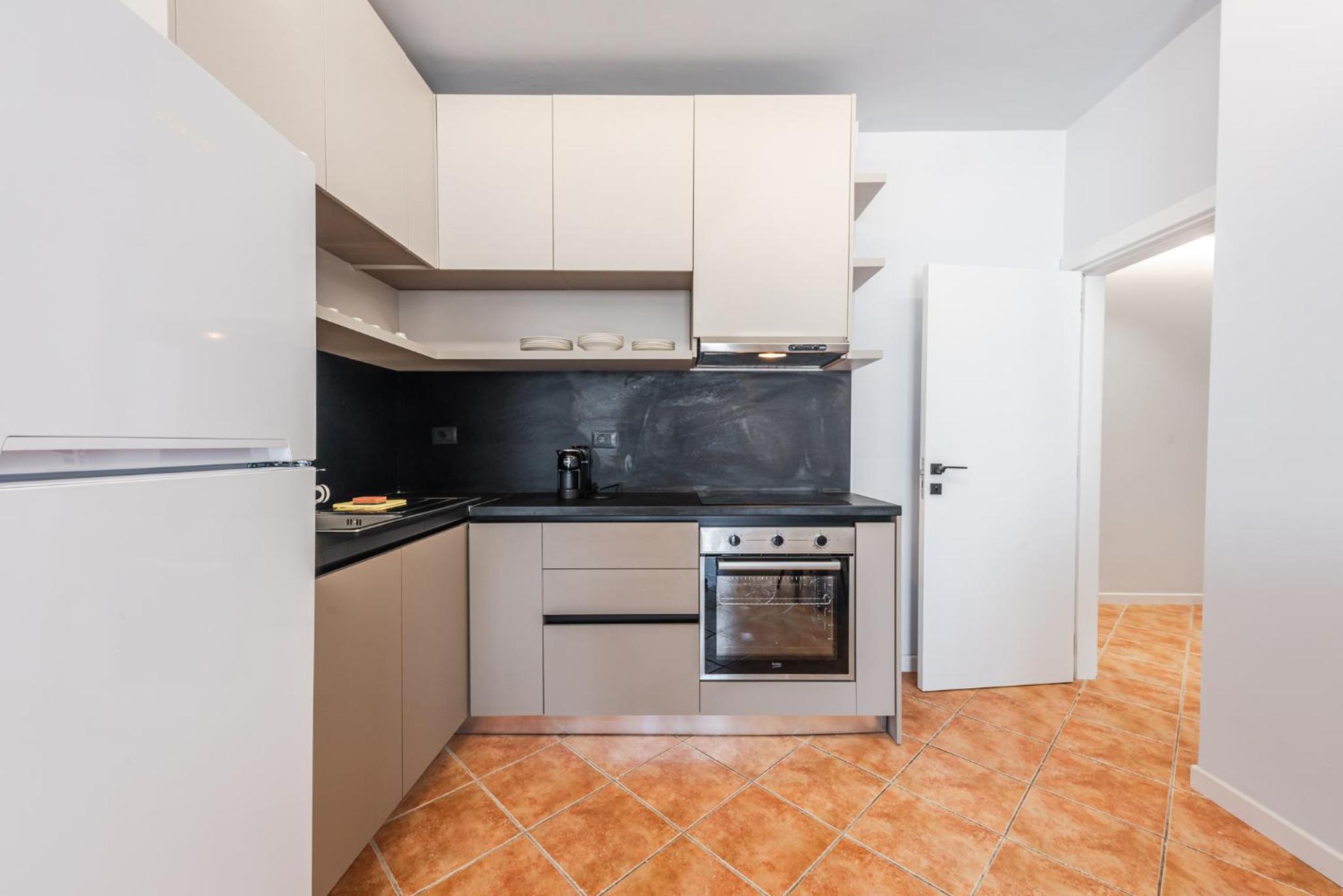 SR Apartments Golem