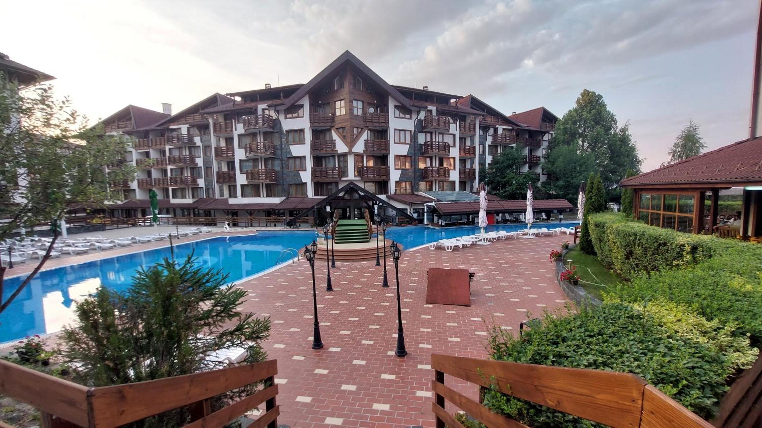 Belvedere Holiday Club - Mountain View