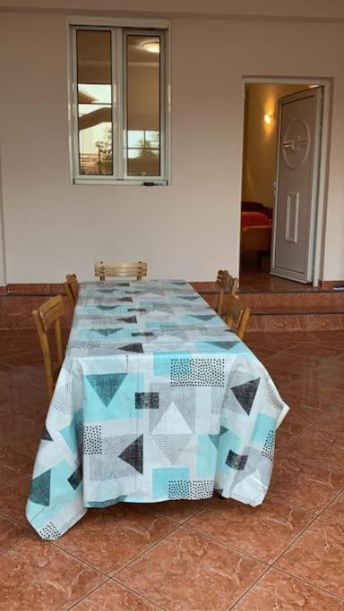 Grand Appartement next to beach view 5