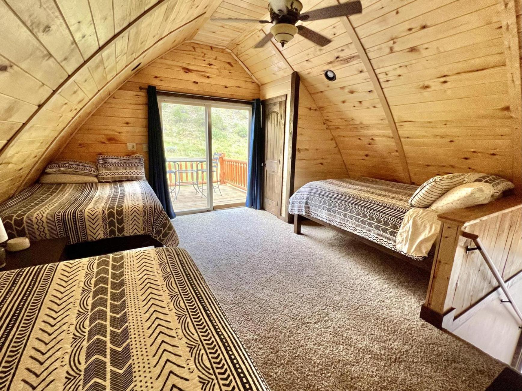 Poncha Creek Mountain Lodge, Near Monarch Mtn