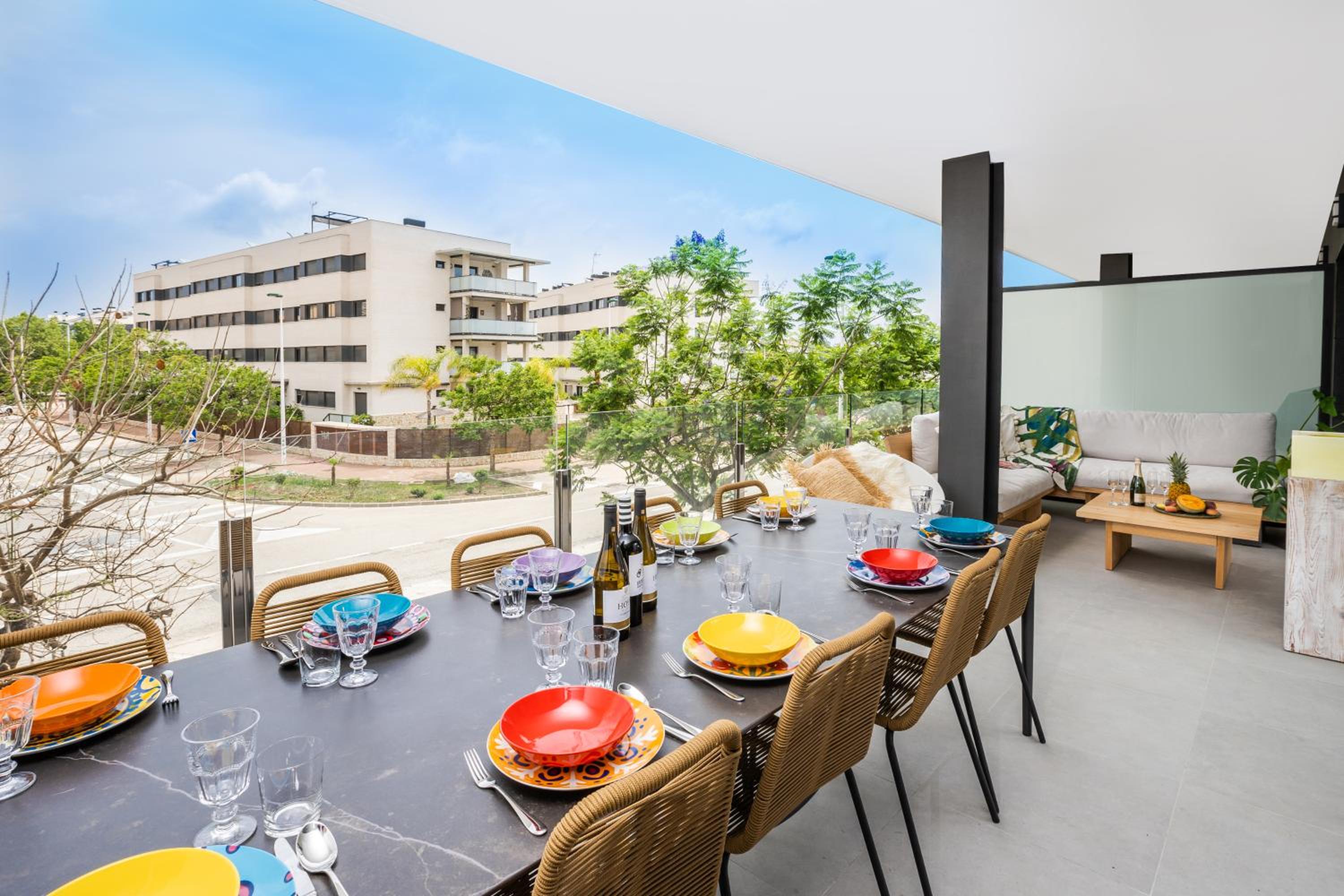 Prime Spanish Holidays - Rennes Arenal Playa Apartments