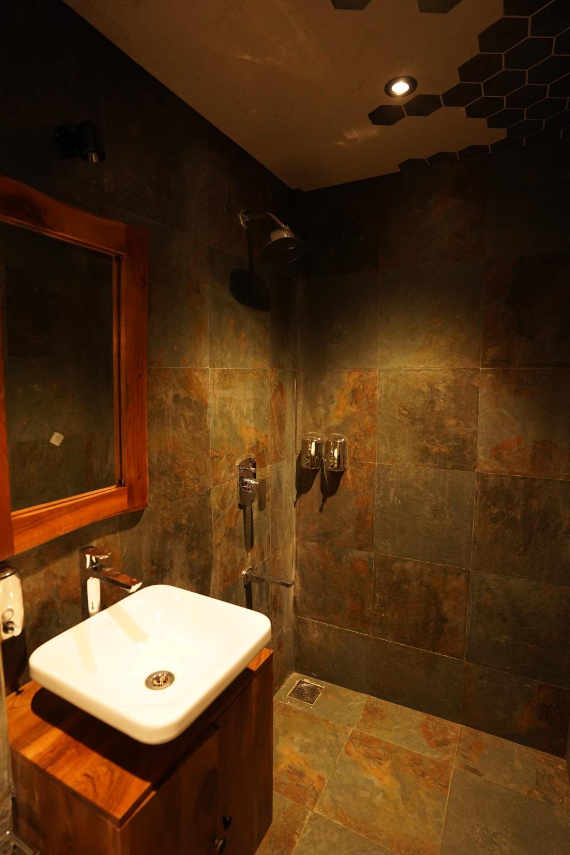 Photo 20