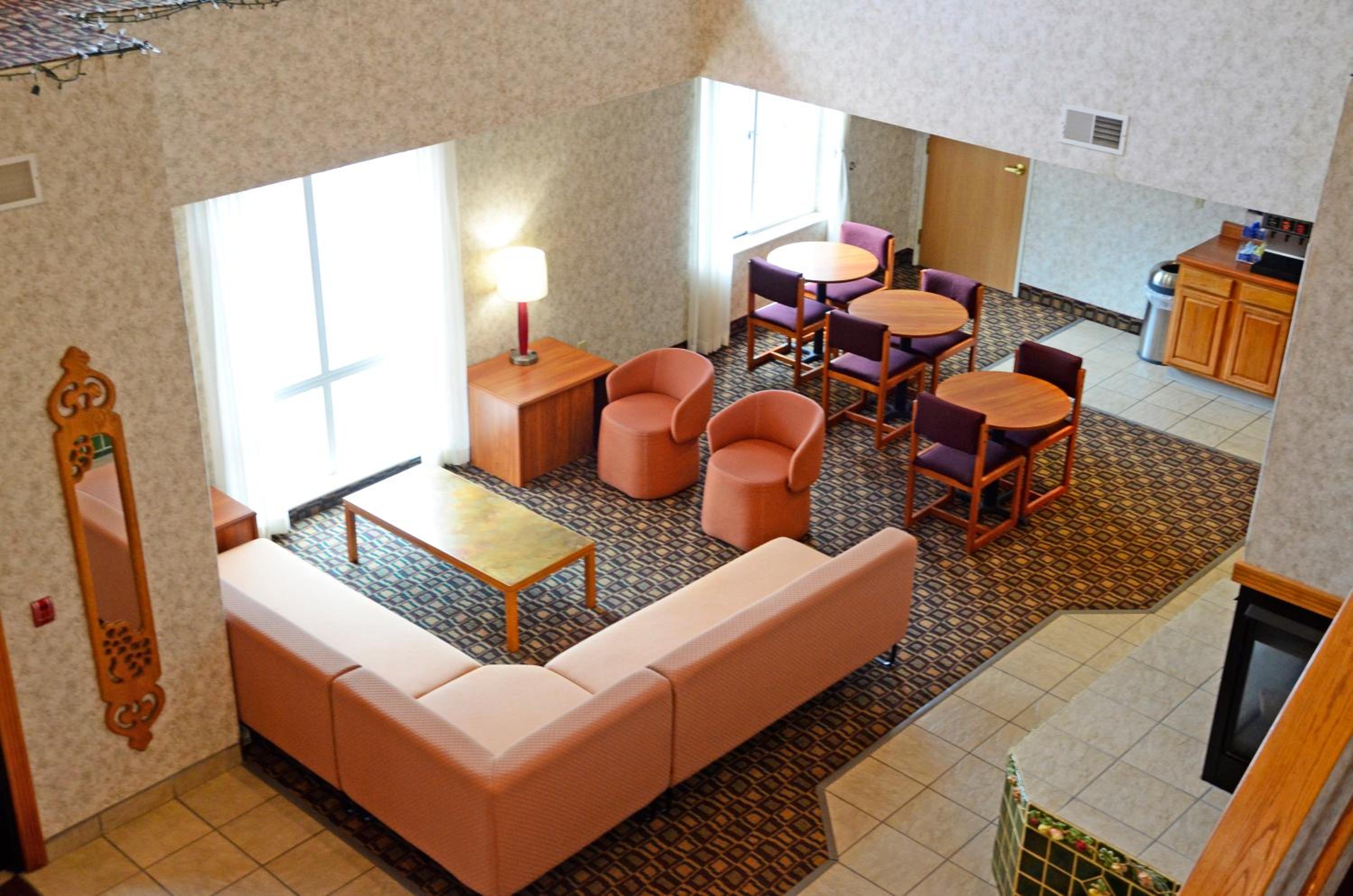 Budget Host Inn