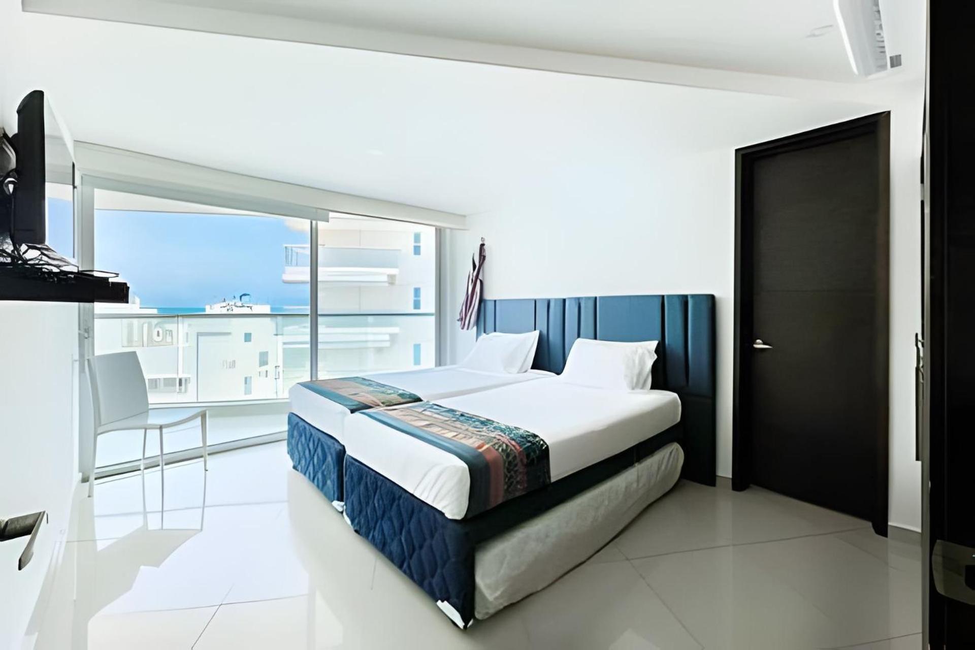 Morros 2 Bedroom Apartment. Seaview