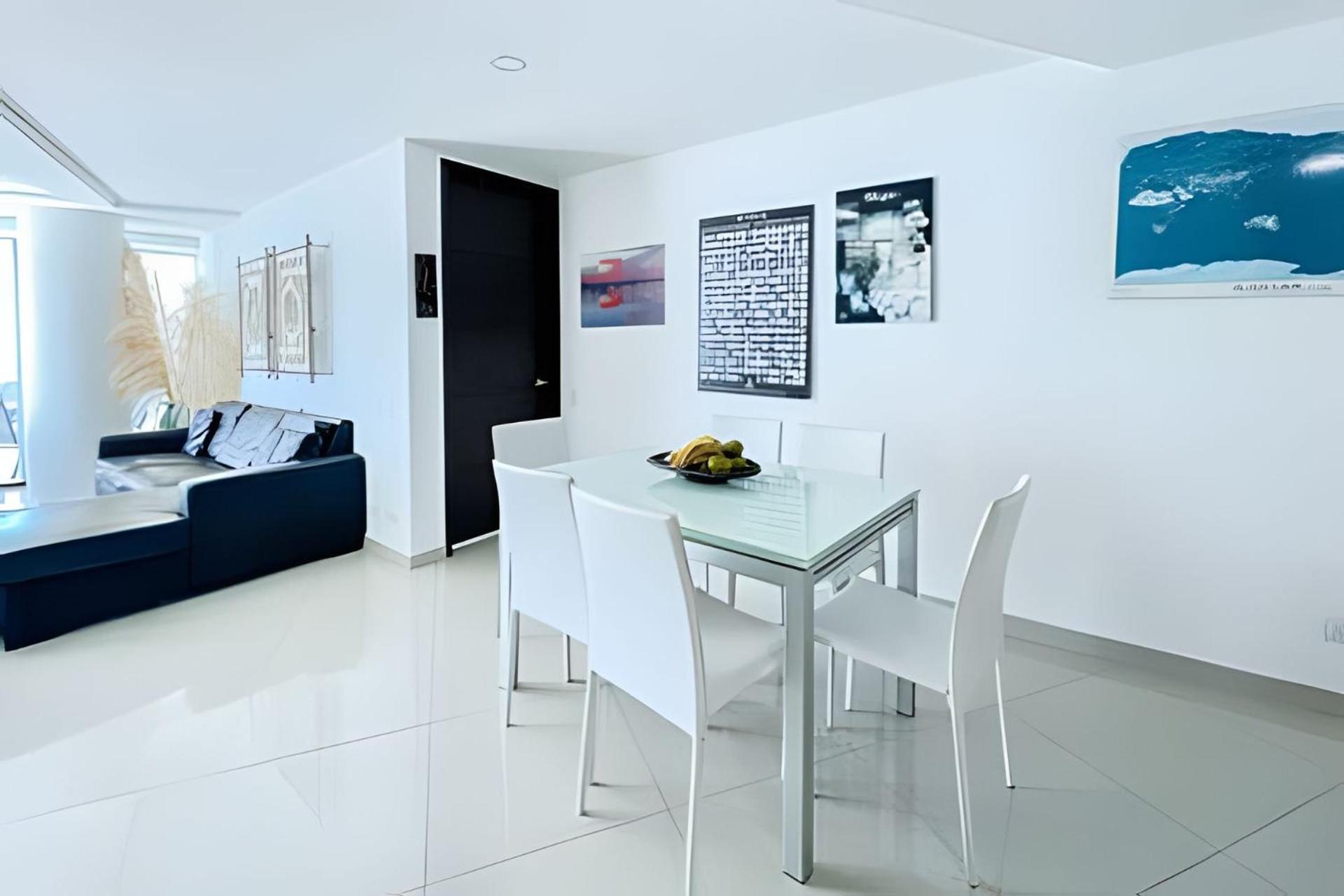 Morros 2 Bedroom Apartment. Seaview