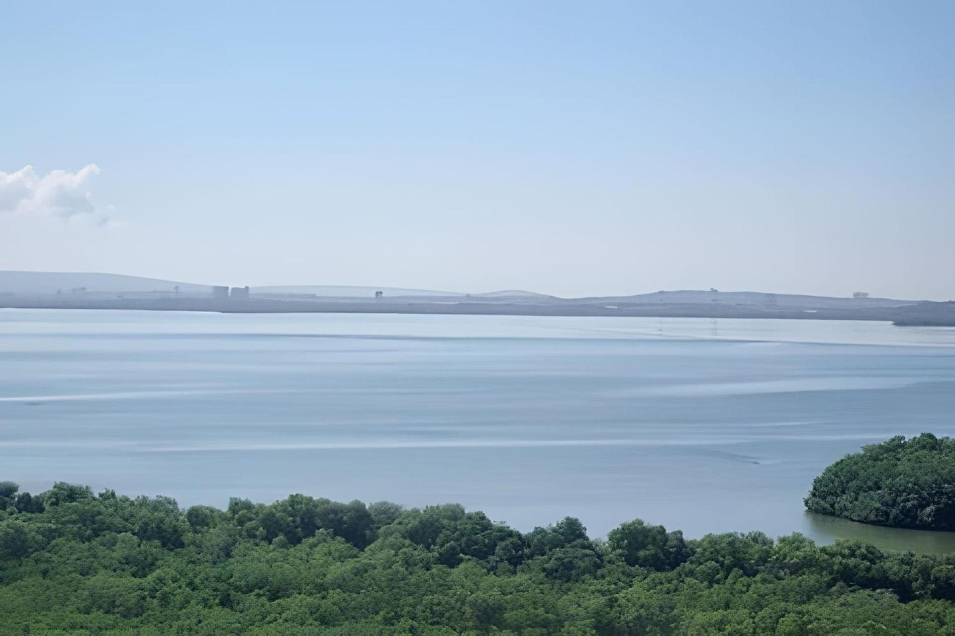 Morros 2 Bedroom Apartment. Seaview