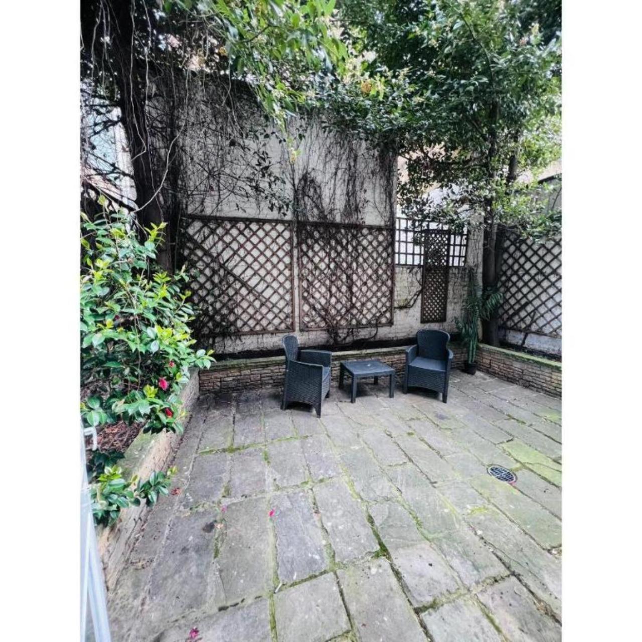 outdoor bbq area