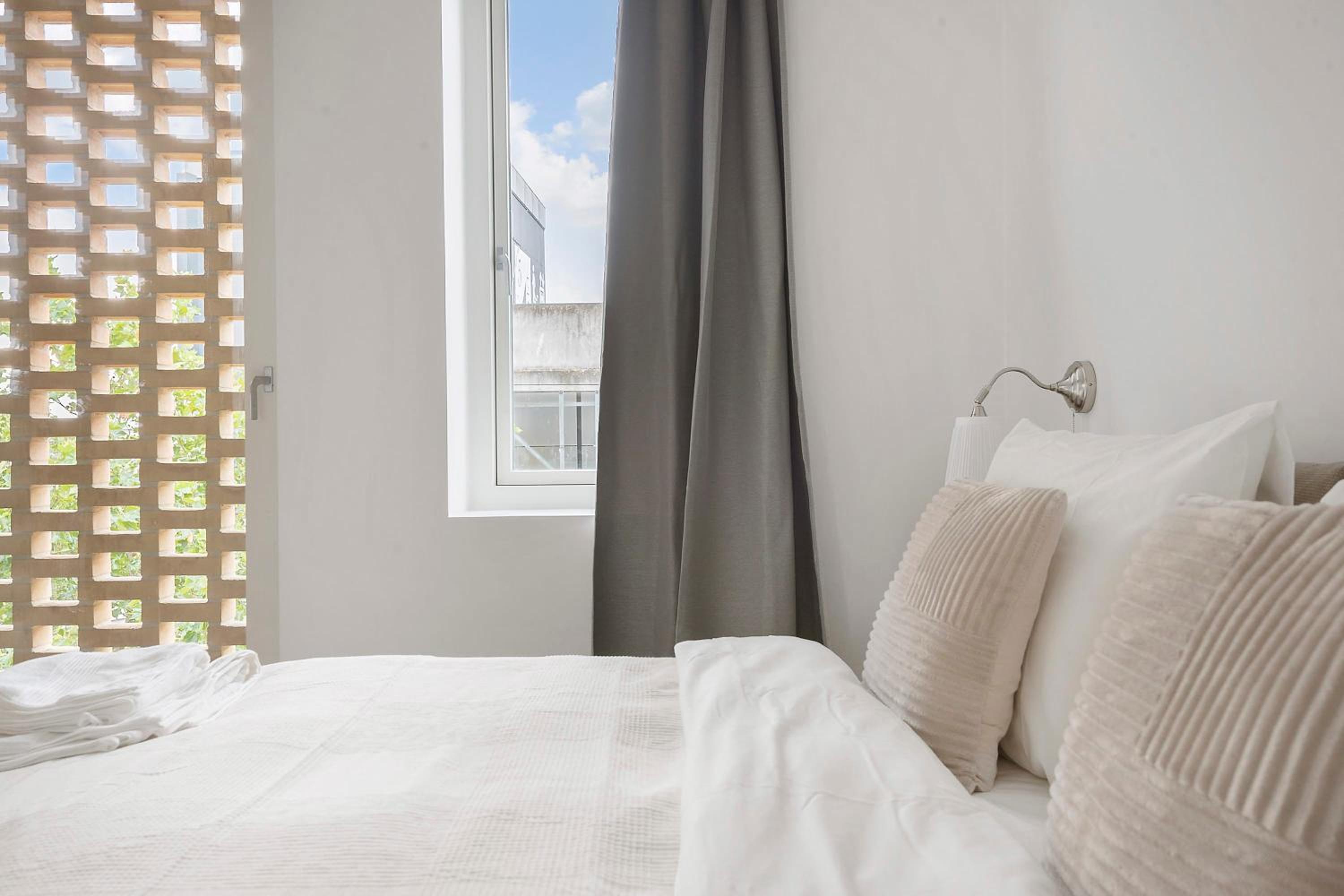 Grand Penthouse Suite With Private Rooftop Terrace
