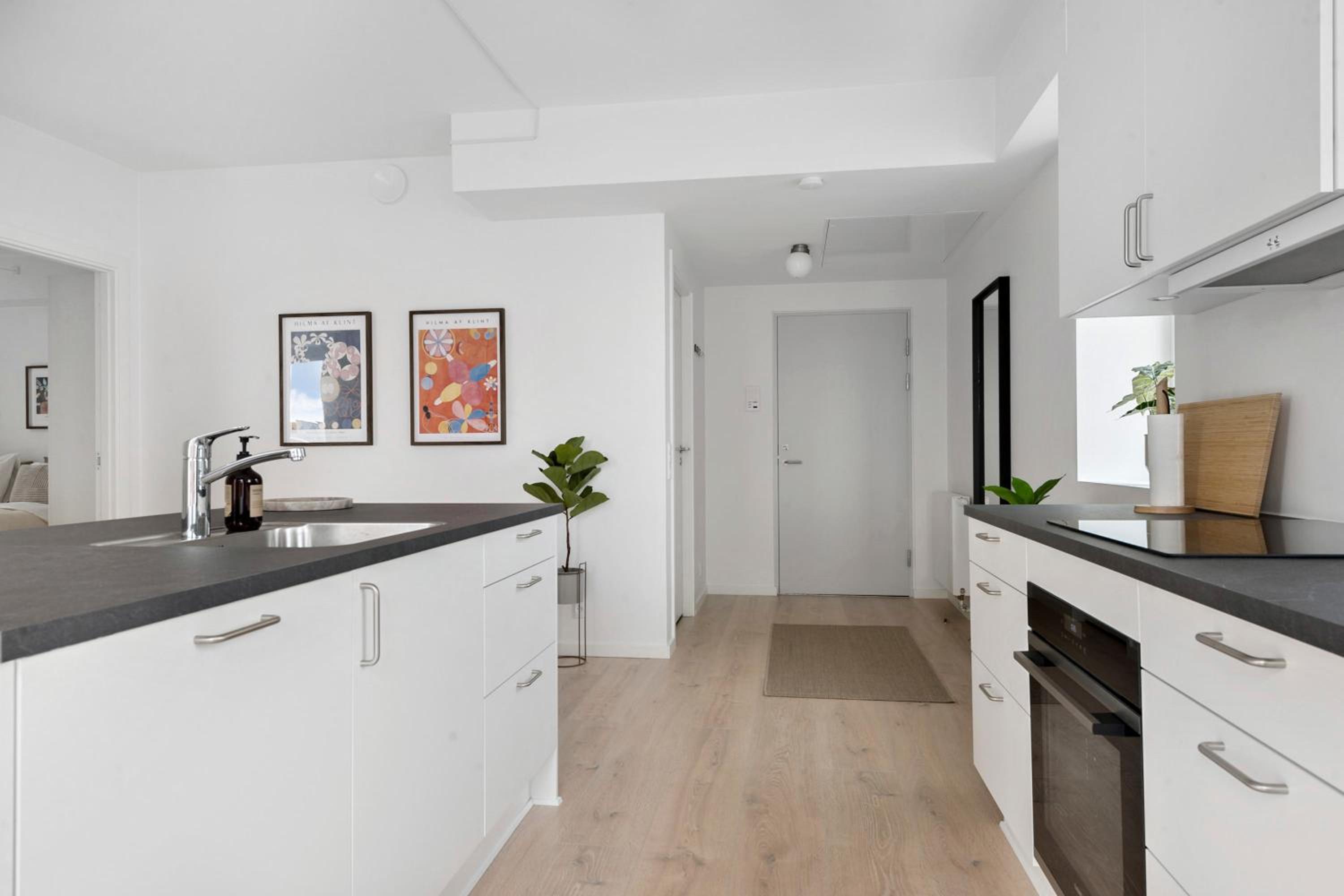 Grand Penthouse Suite With Private Rooftop Terrace