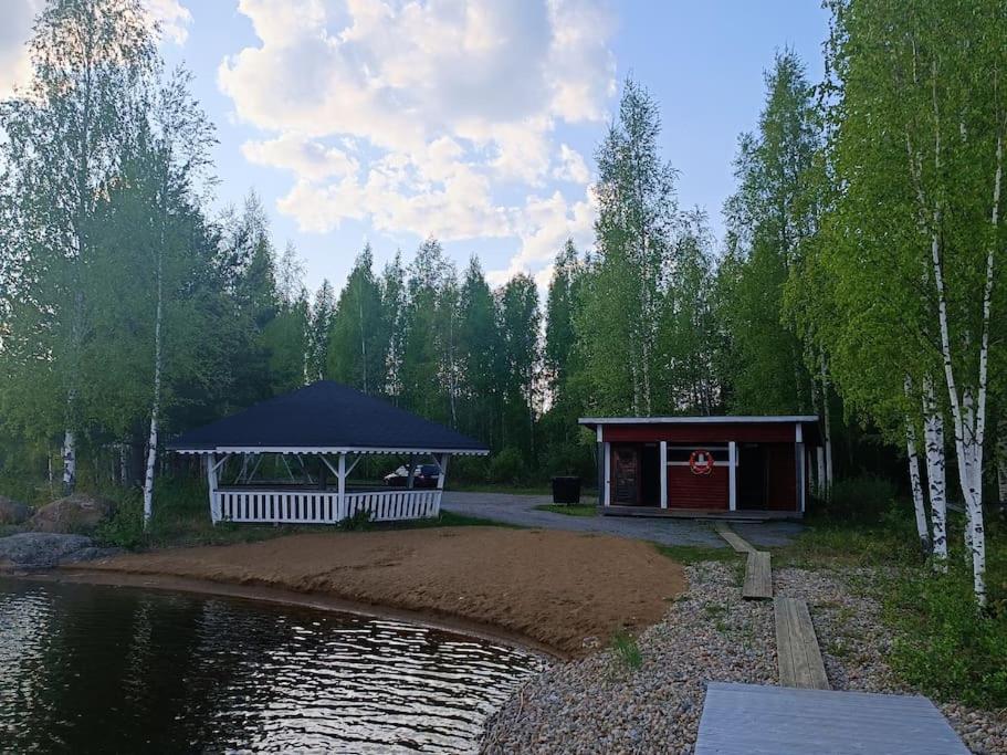 A cozy sauna cottage in Padasjoki