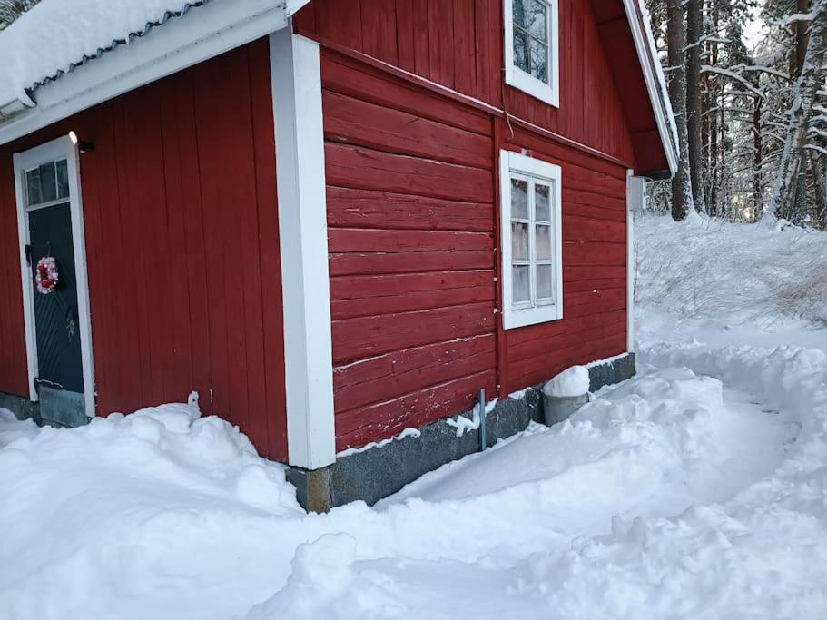 A cozy sauna cottage in Padasjoki