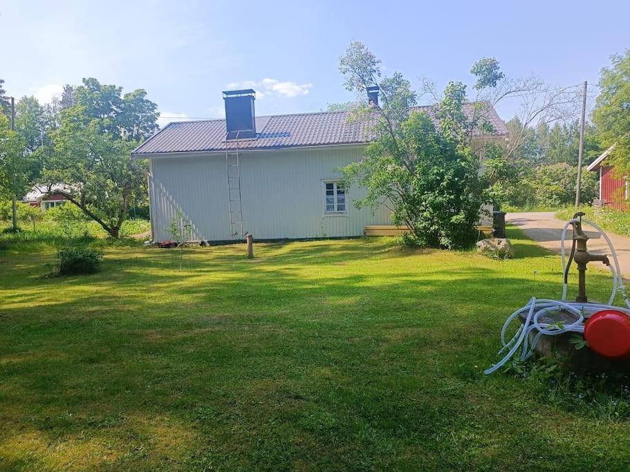 A cozy sauna cottage in Padasjoki