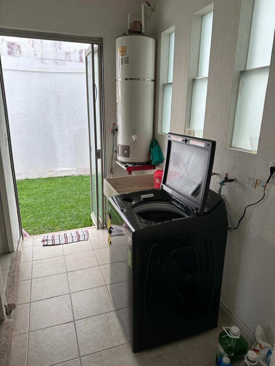 Residencia familiar Flor de loto view 4