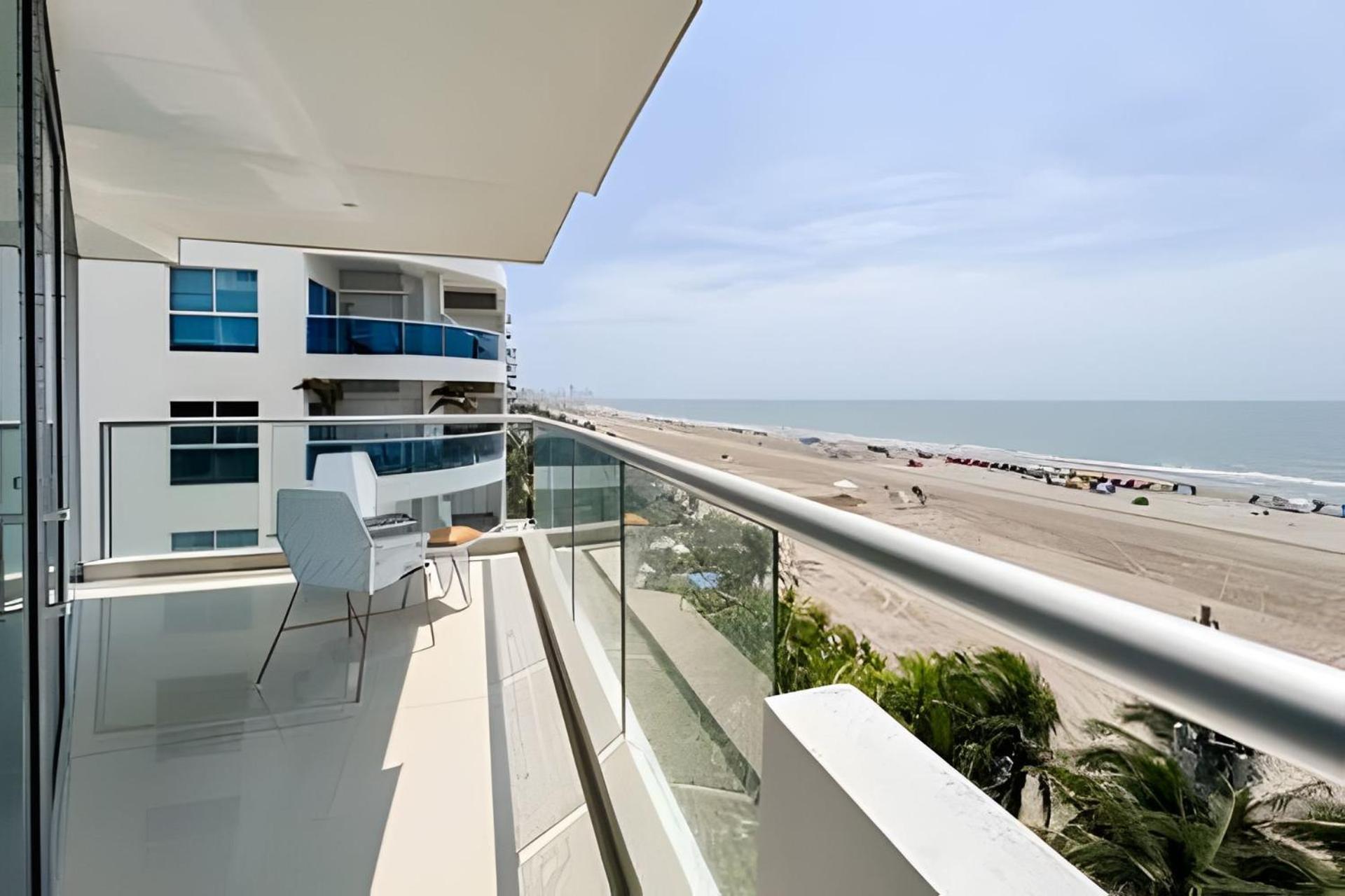 2 Bedrooms Morros. Sea view and beach access