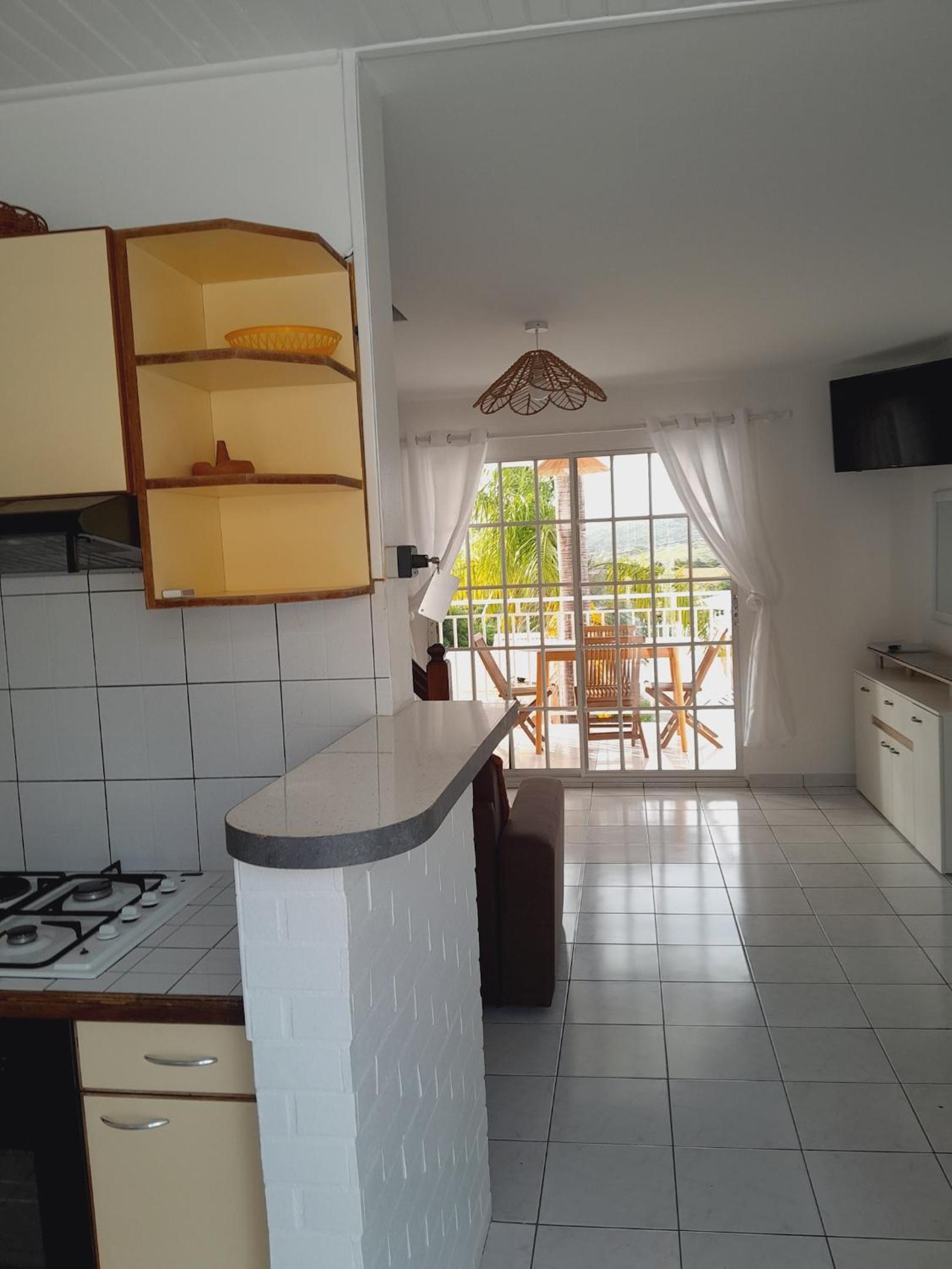 Appartement charmant à Sainte-Anne avec piscine partagée - 60 m² view 3