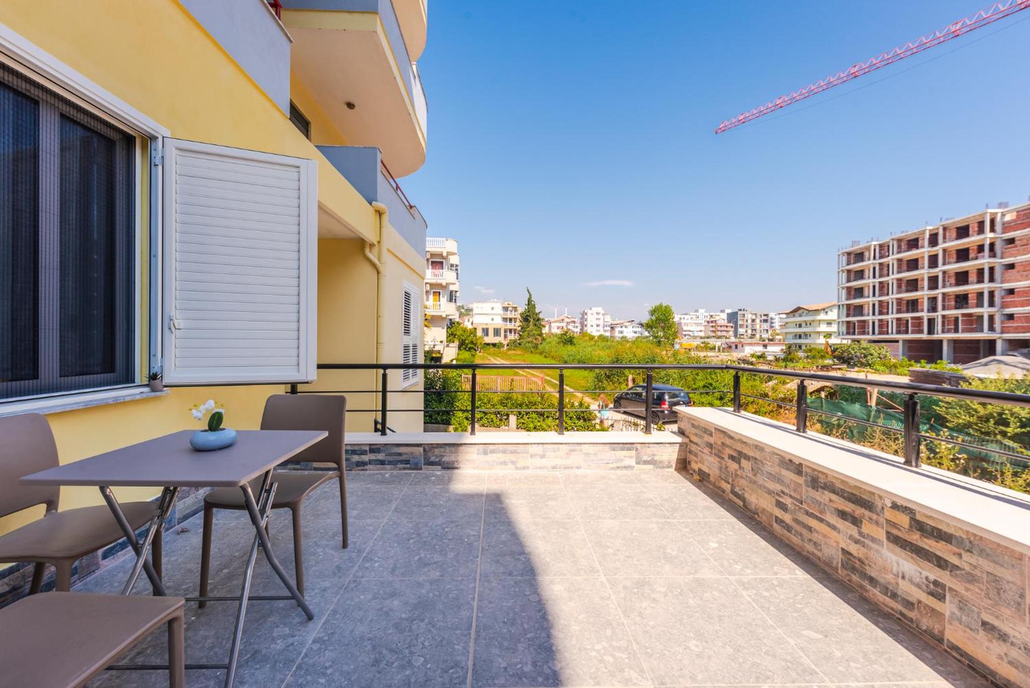 SR Apartments Golem