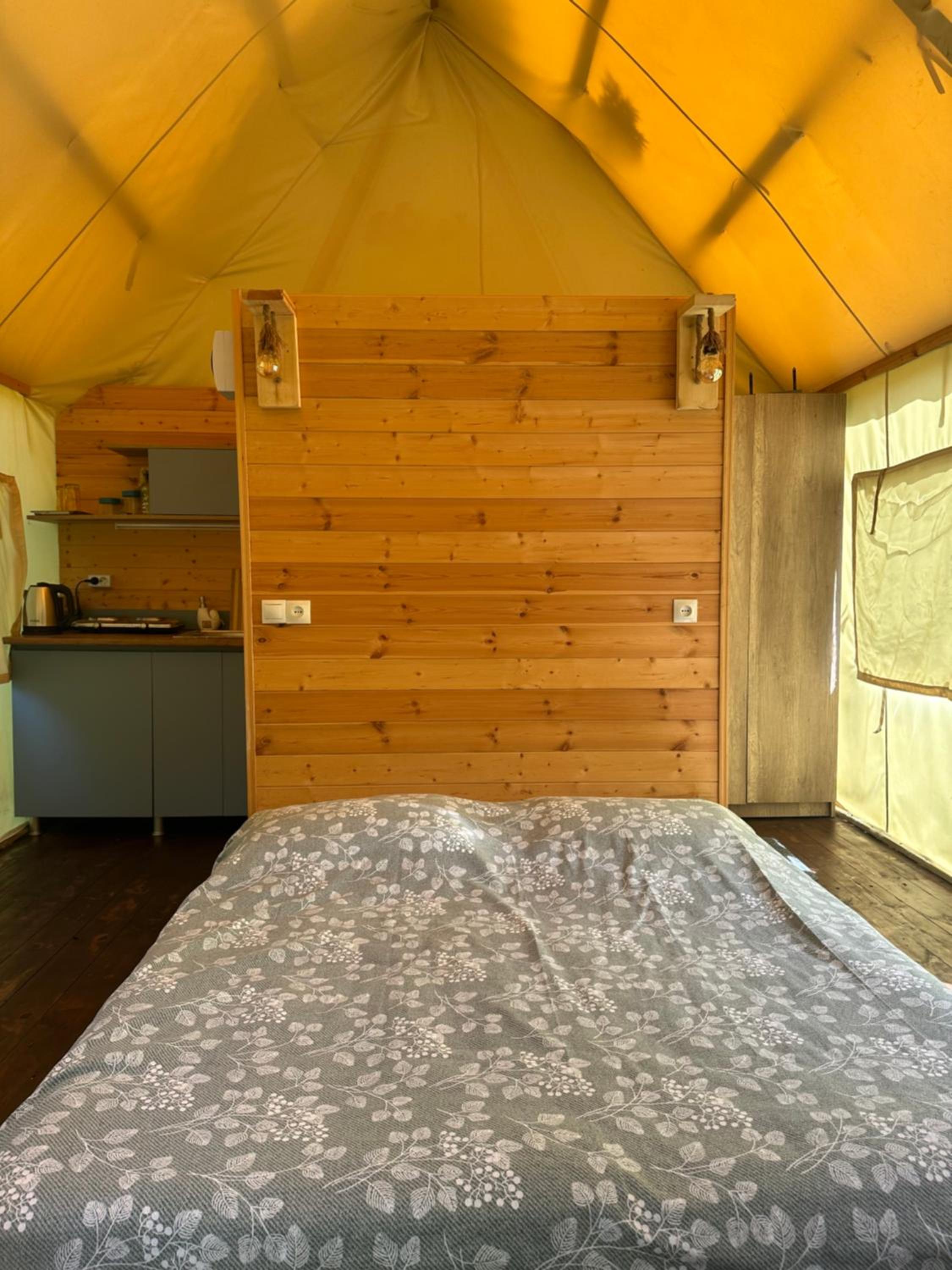Jvarisa Glamping Luxury Tent