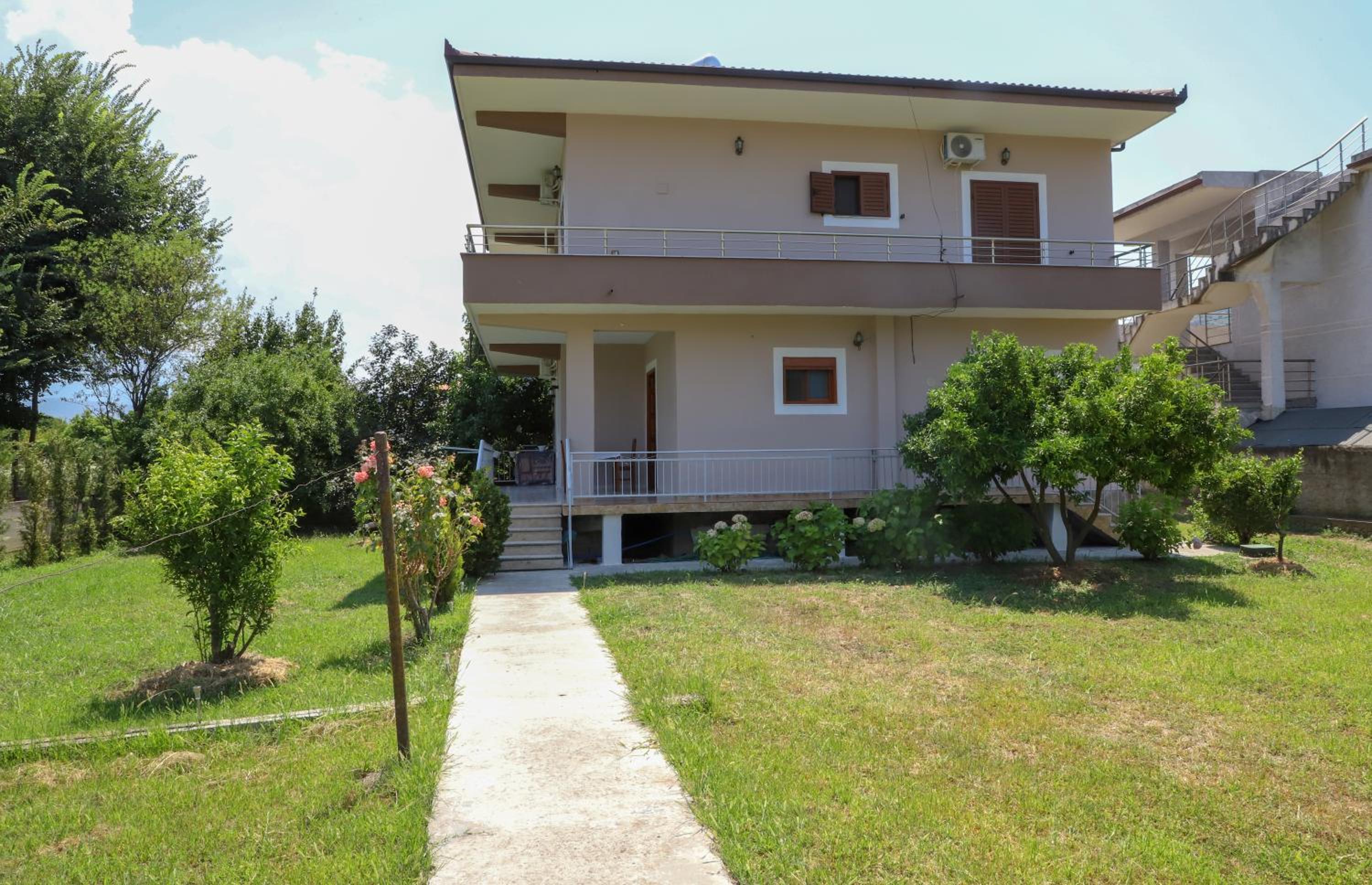 Villa Fjorentin Berat