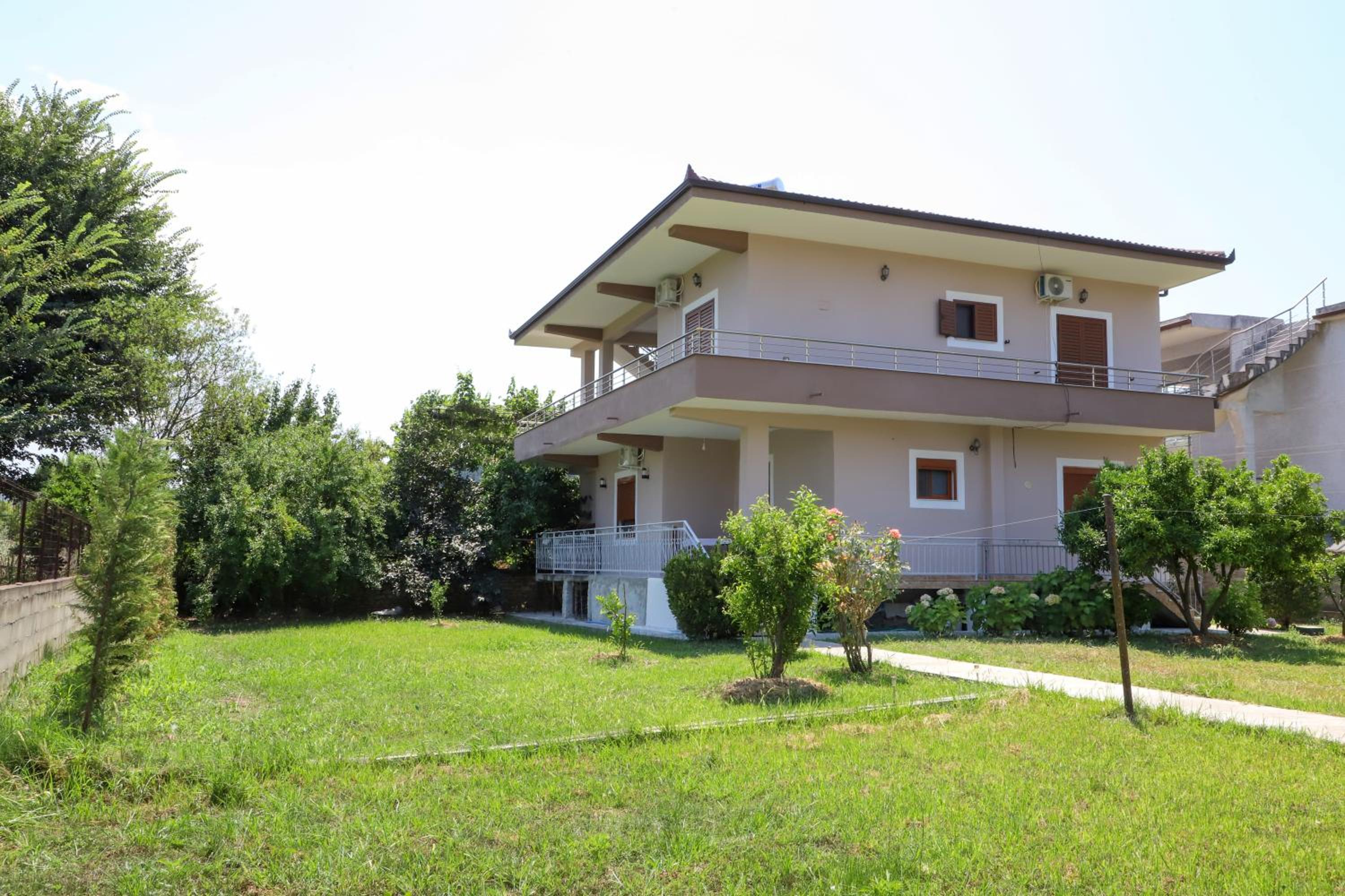 Villa Fjorentin Berat