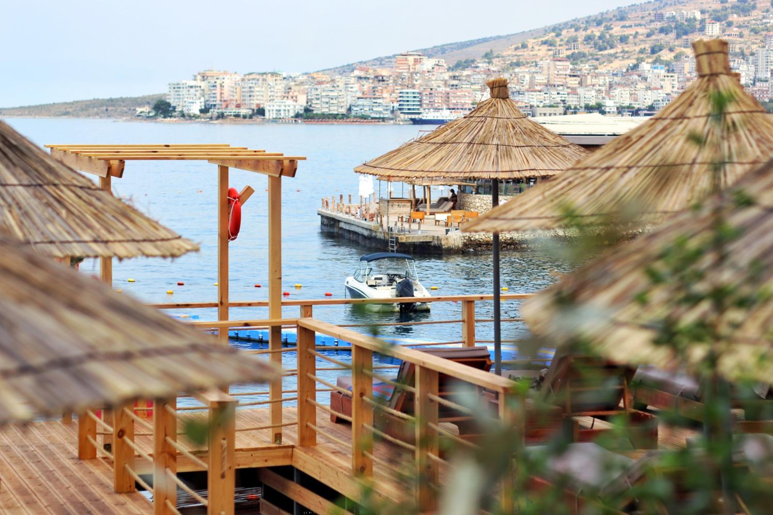 Golden Beach Suites