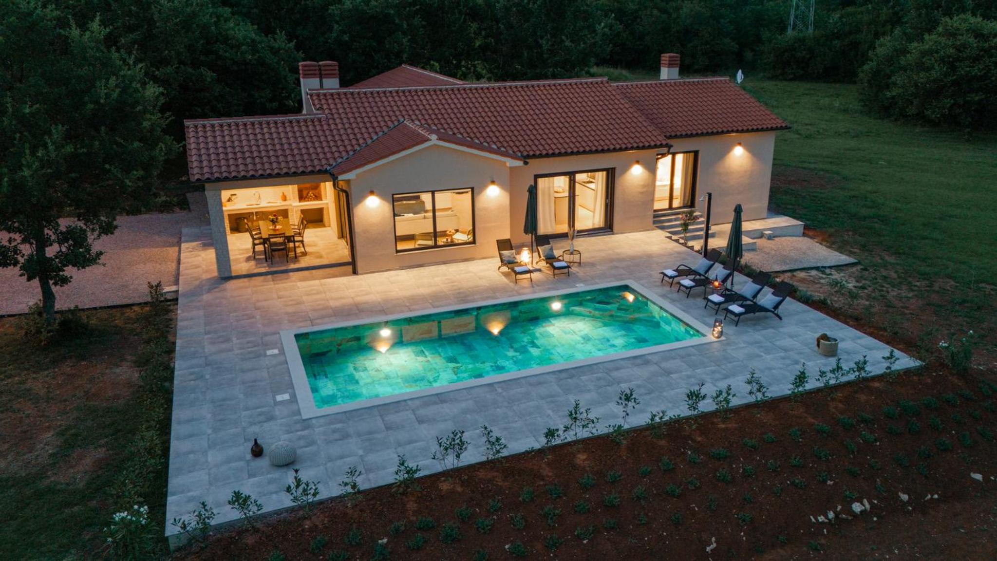 Villa Photinia