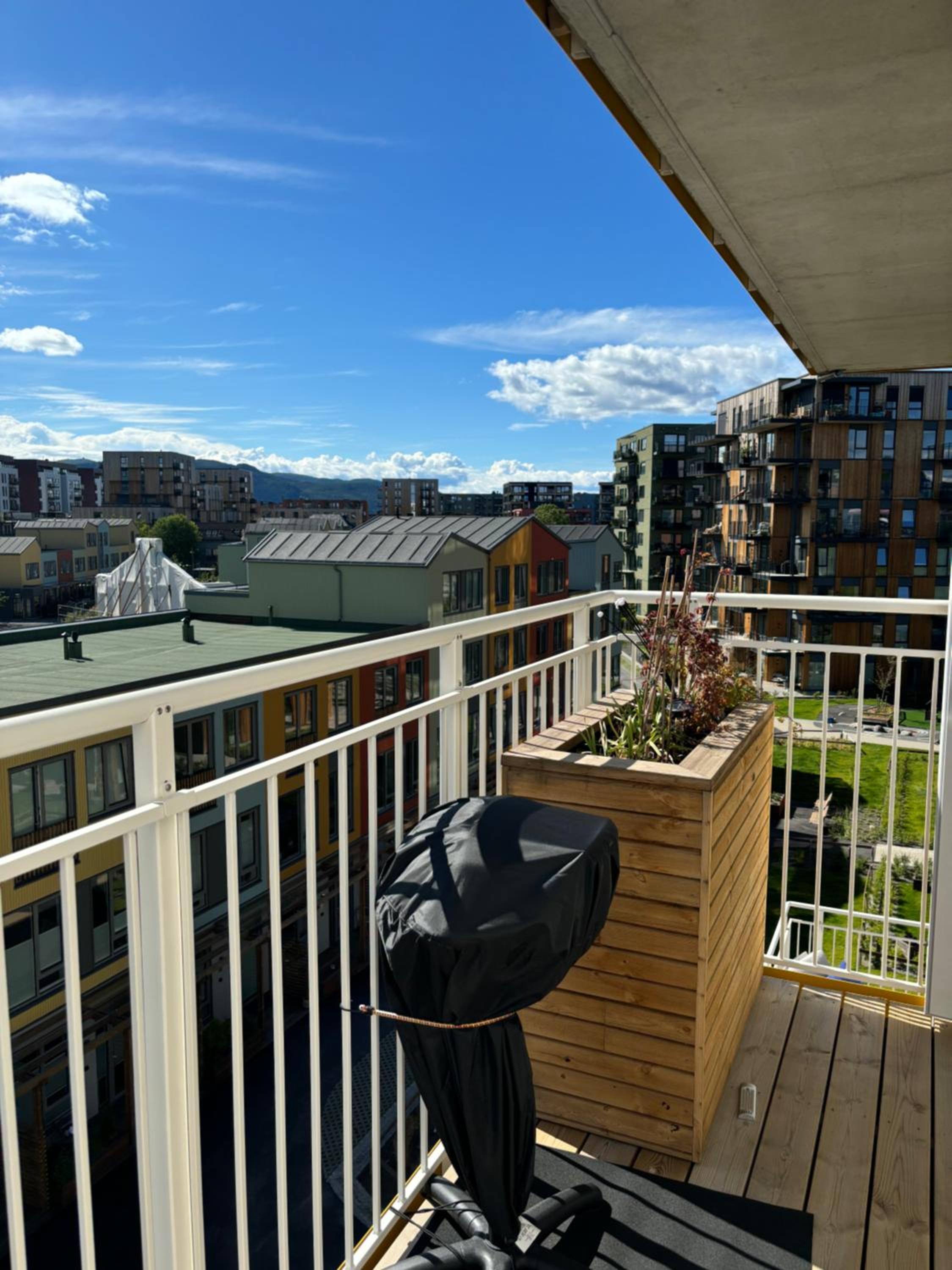 Lys og moderne 3-romsleilighet på Lilleby view 4