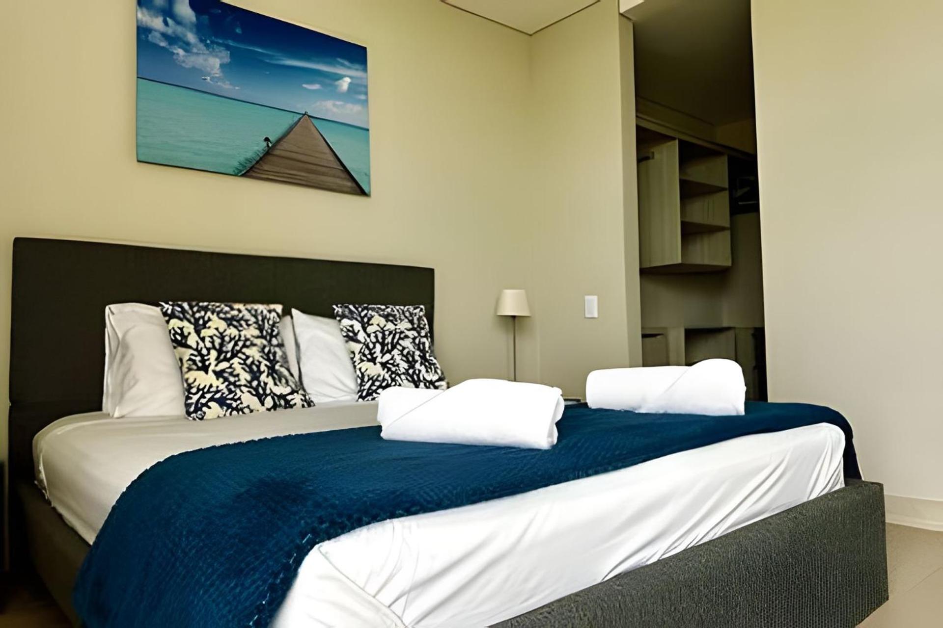 1 Bedroom by the Sea. Private Jacuzzi
