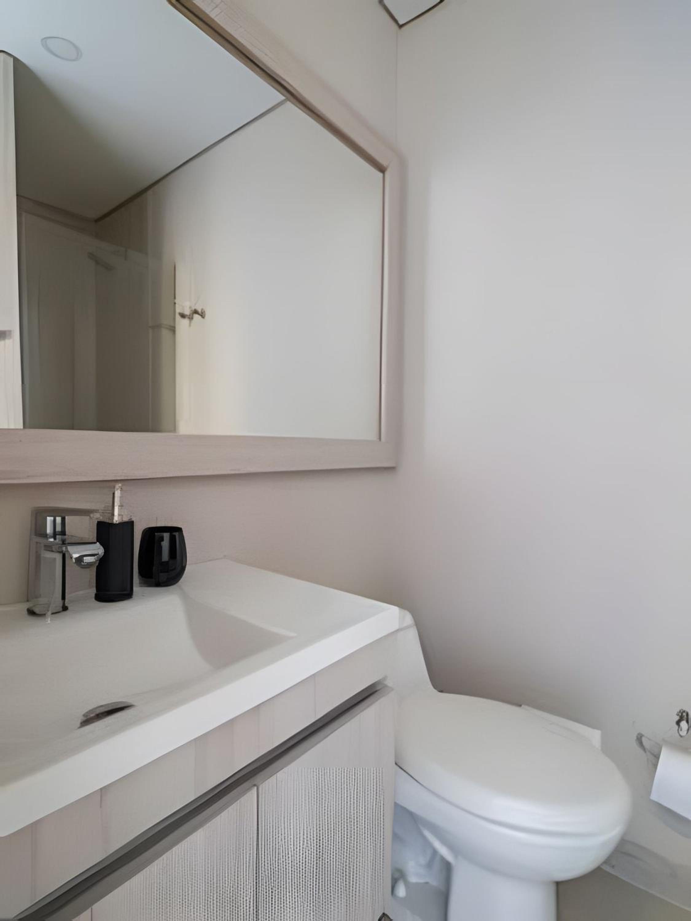 1 Bedroom by the Sea. Private Jacuzzi