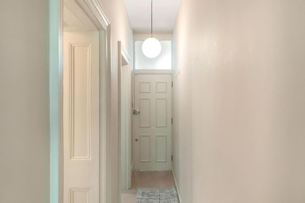 Newington Green, Beautiful 1 Bed