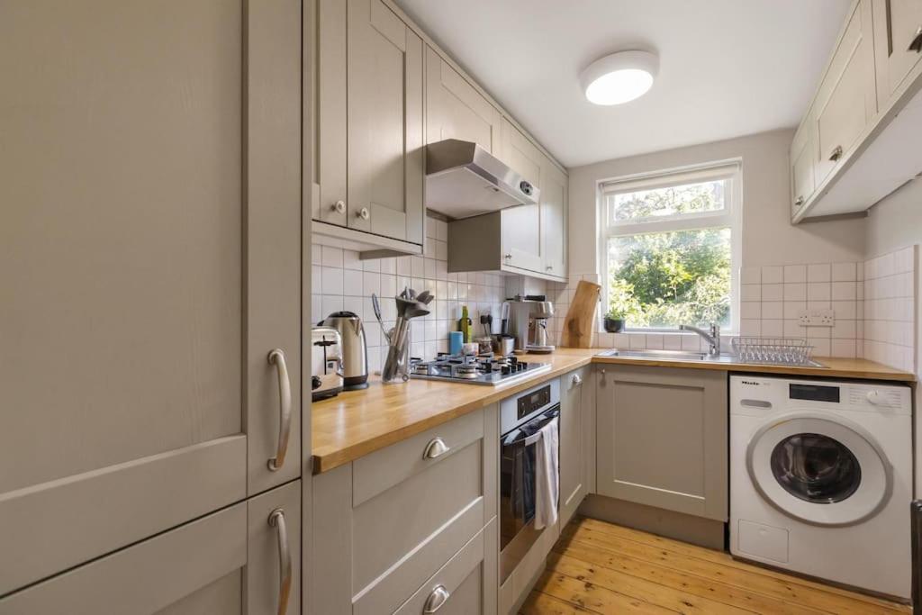 Newington Green, Beautiful 1 Bed