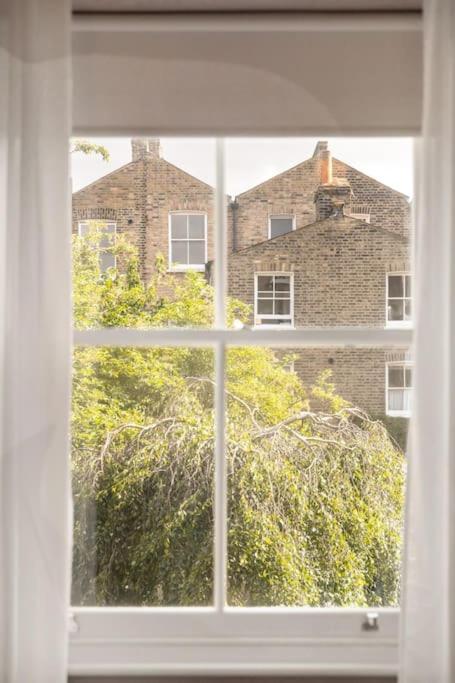 Newington Green, Beautiful 1 Bed