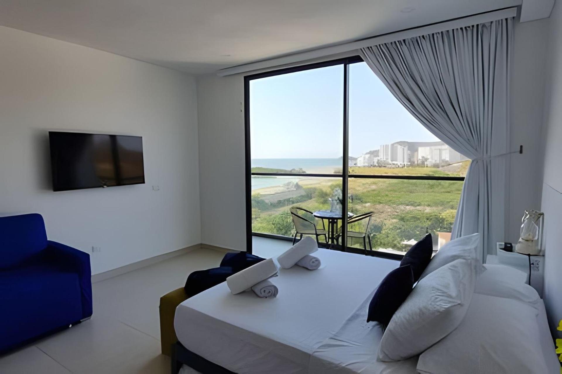 Pozos Colorados Loft. Ocean View, Pool, and Gym
