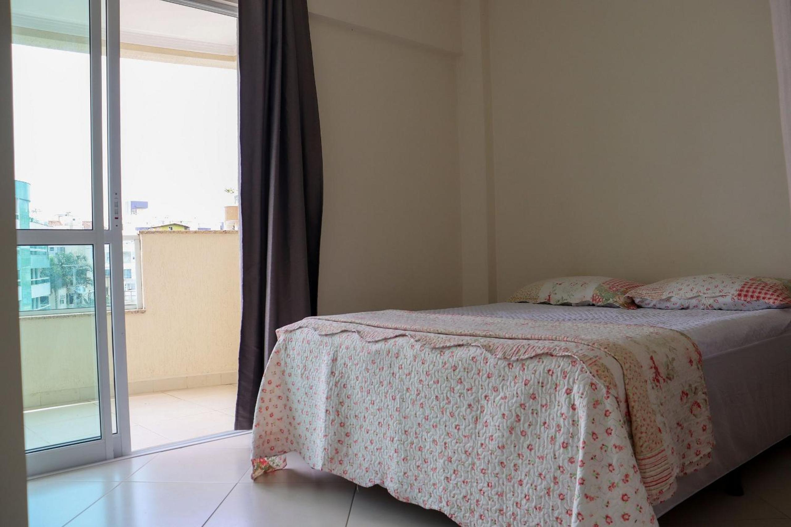 Apartamento a 120m da Praia de Bombas