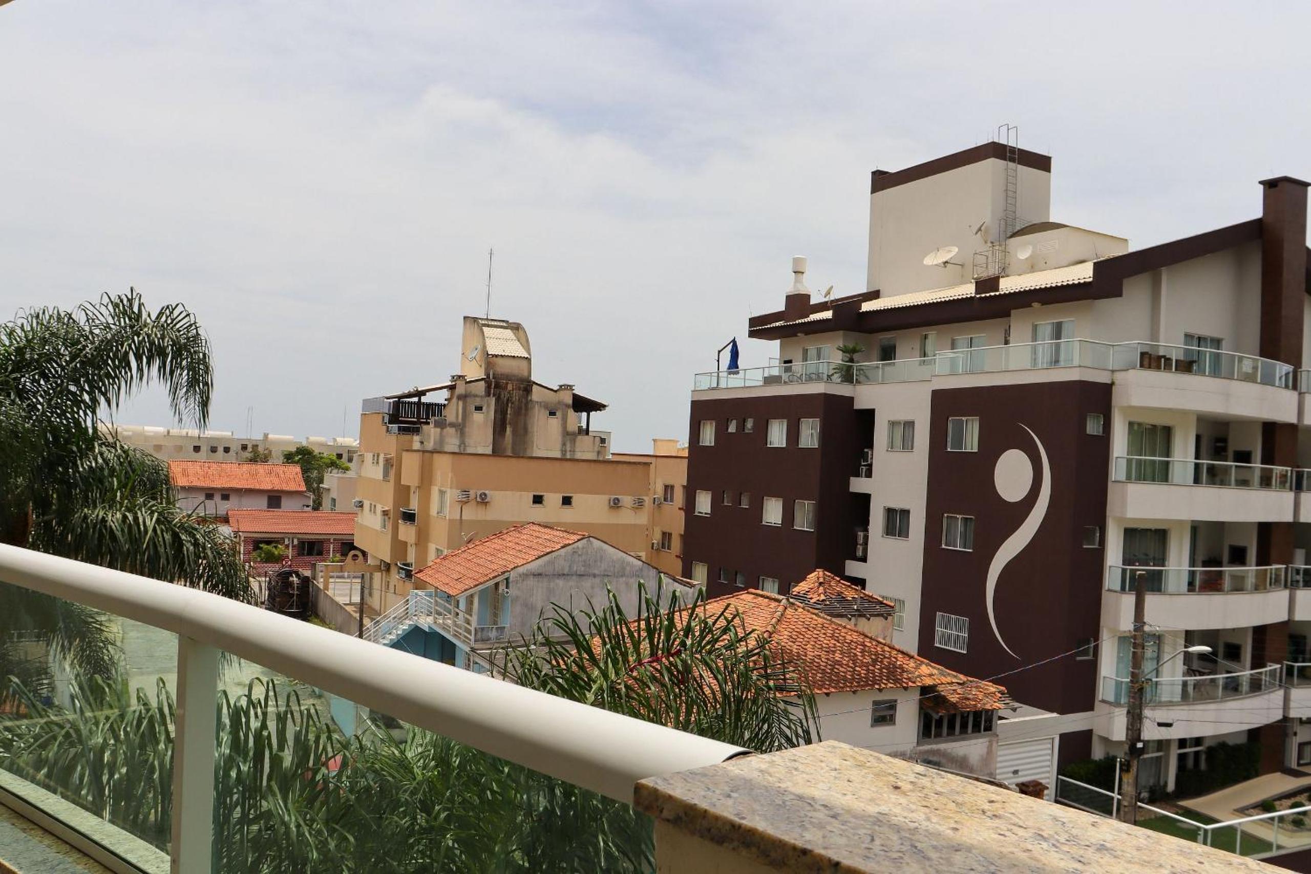 Apartamento a 120m da Praia de Bombas
