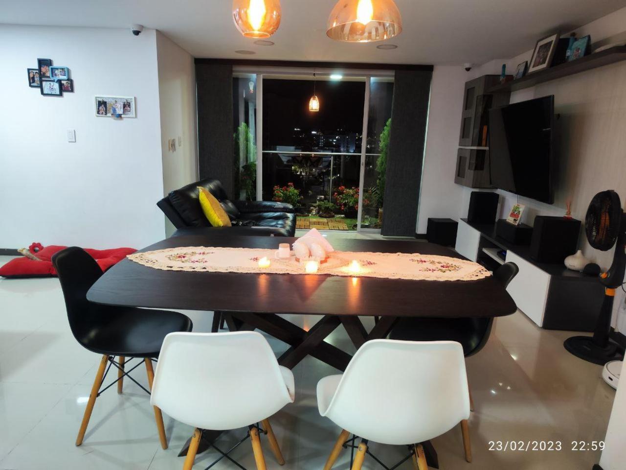 Apartamento Central cerca a clínicas, con excelentes acabados y muy comodo