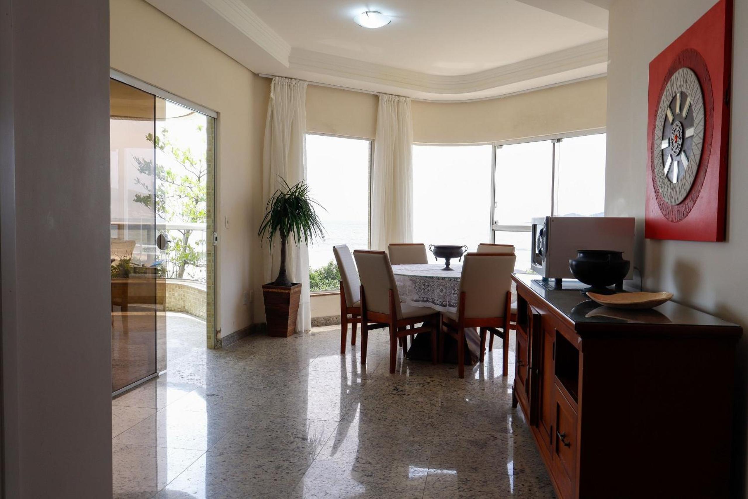 Maravilhoso apartamento BEIRA-MAR!!