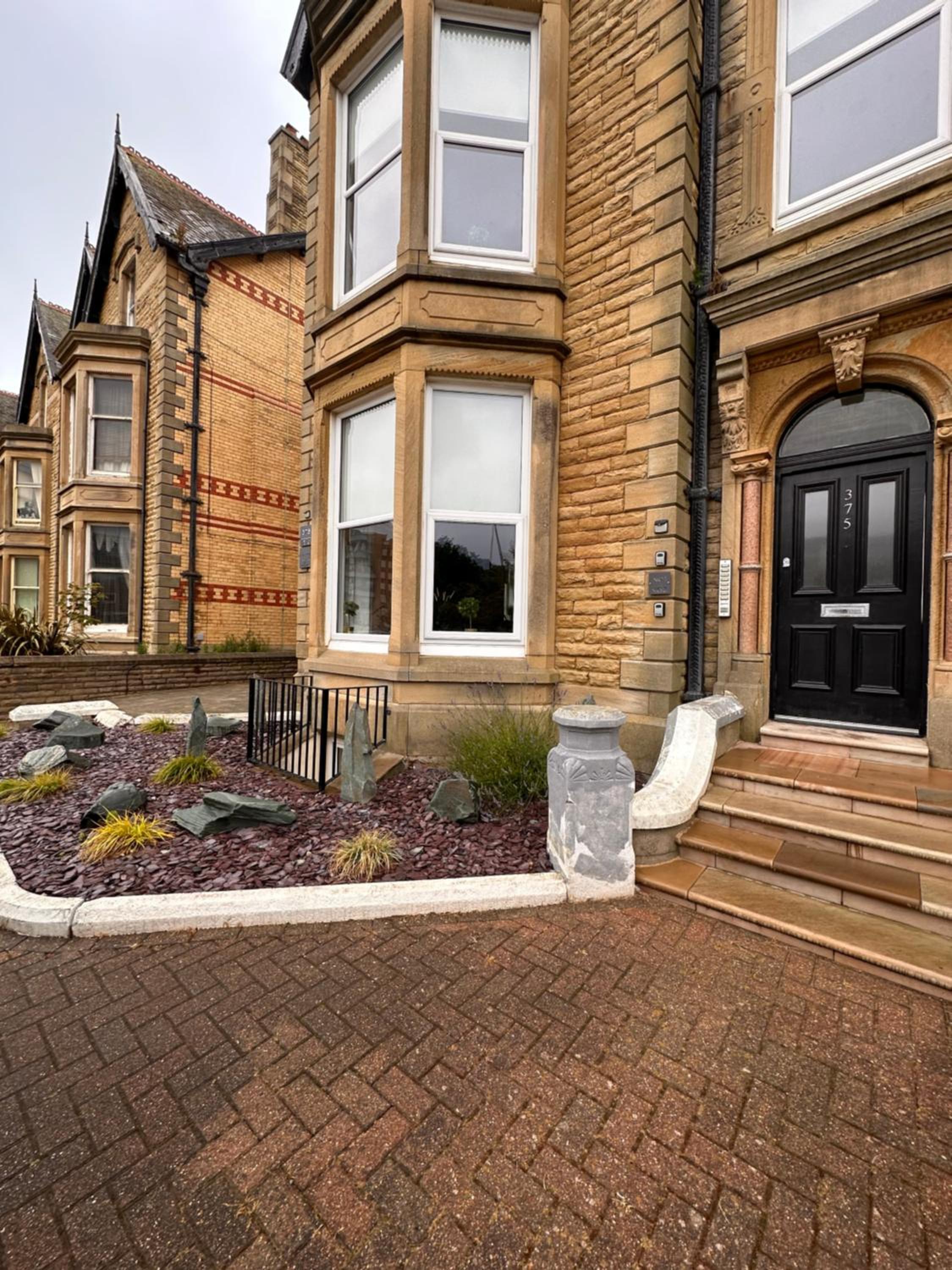 No1,luxury 1 bed apartment