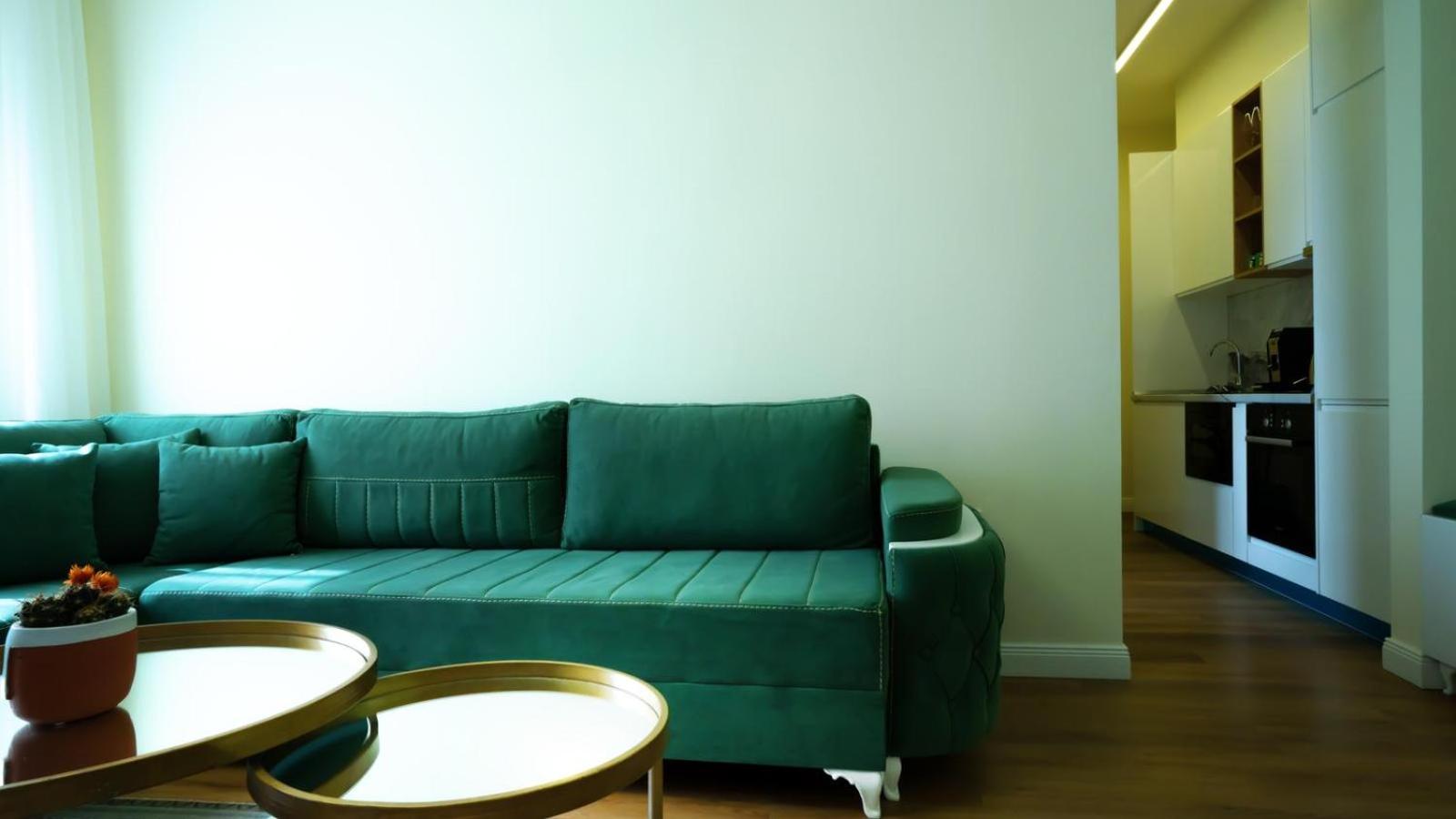 Chic Apartament