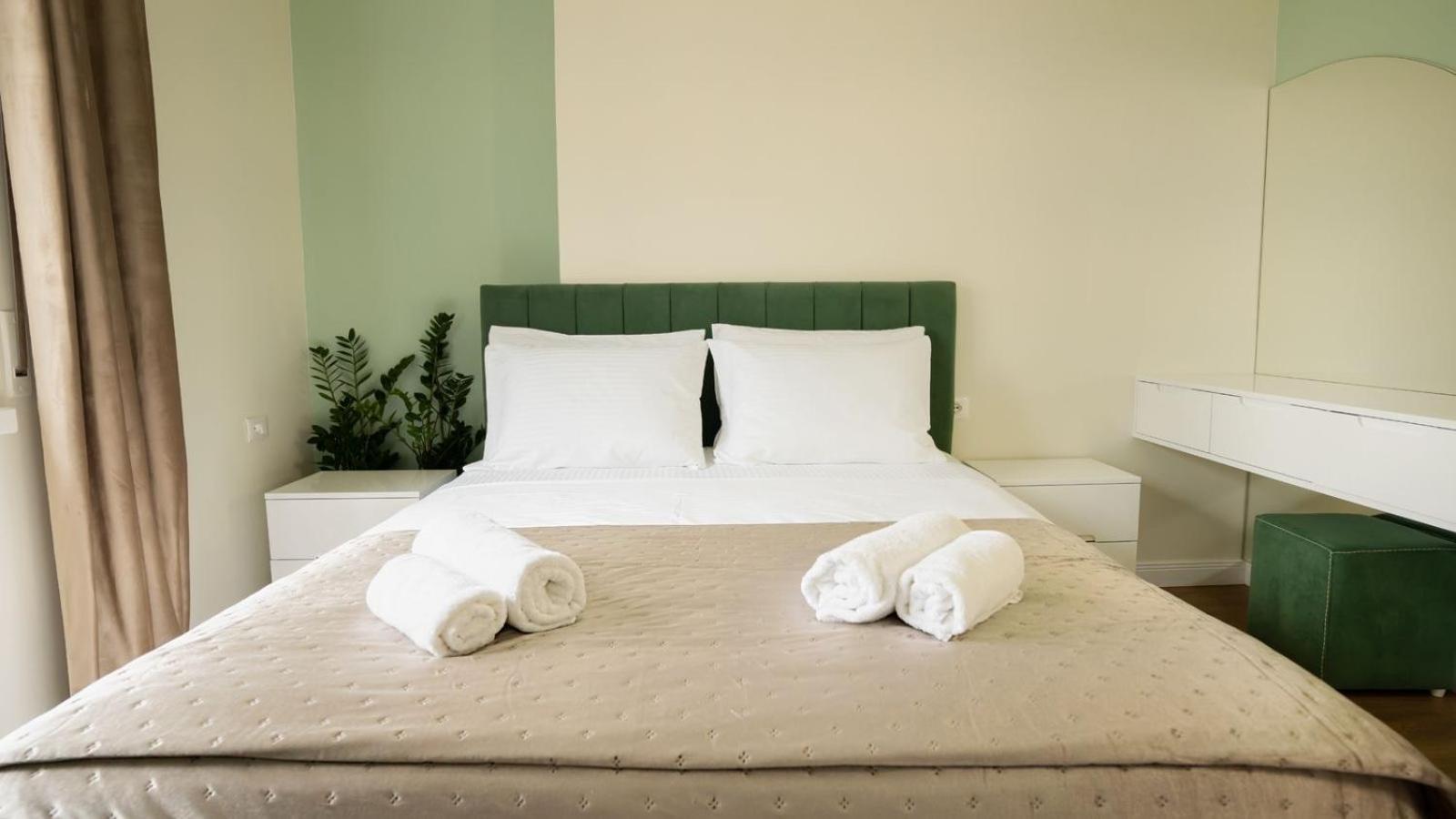 Chic Apartament