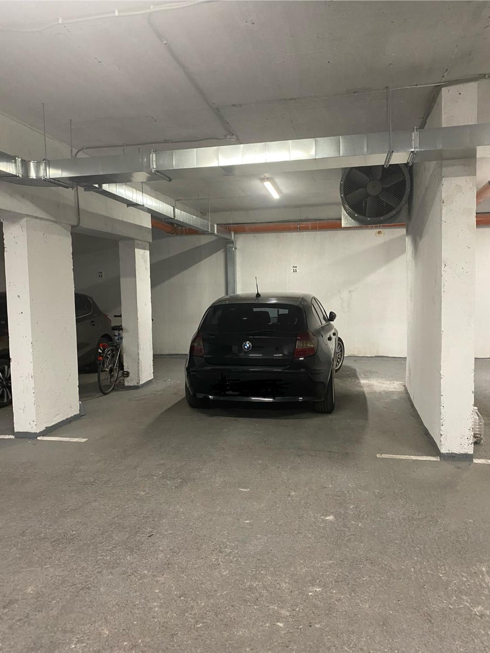 KASHMIR Deluxe apartment with Parking
