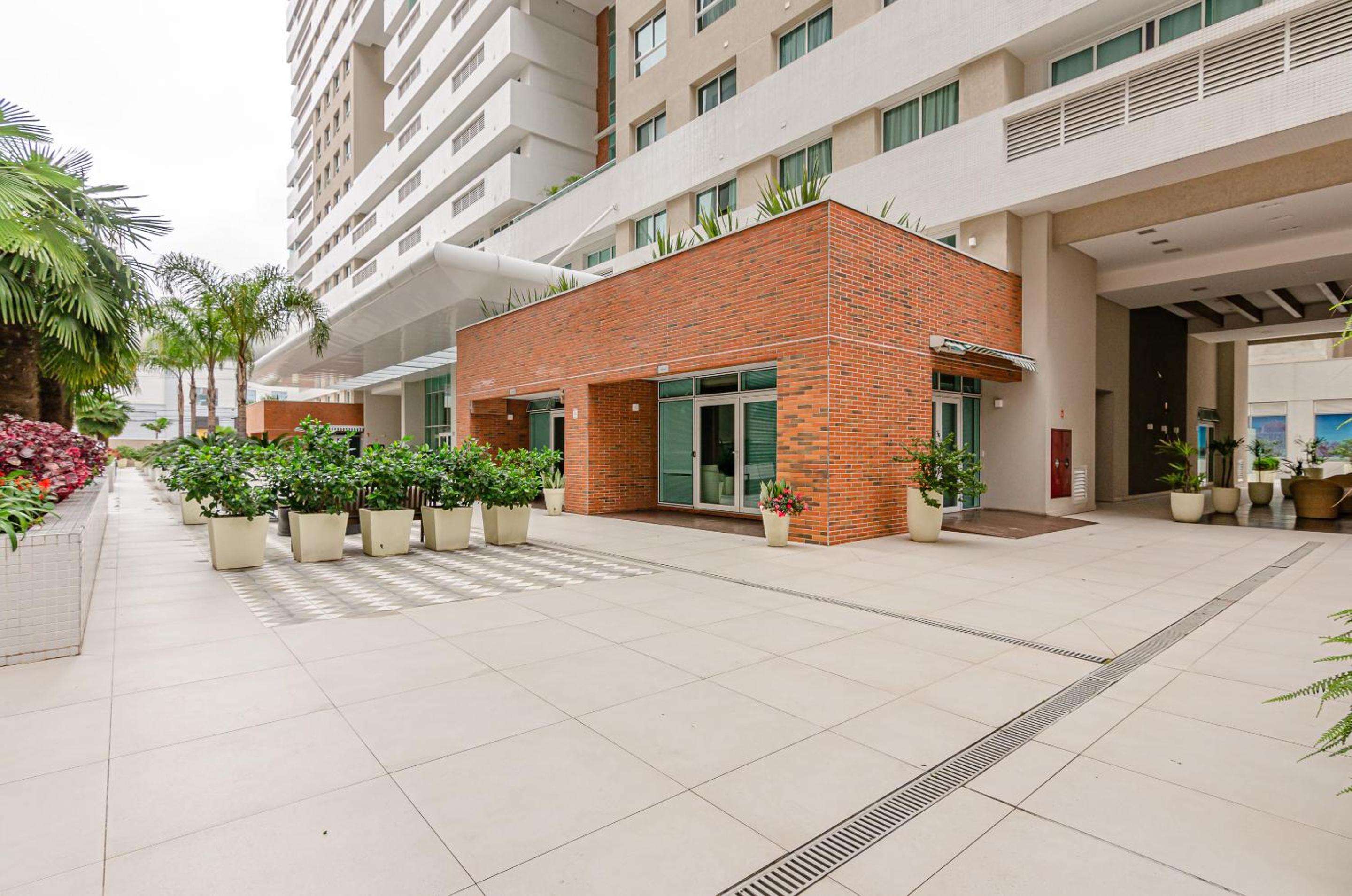 Lifespace Curitiba - Apartamentos UROOMS